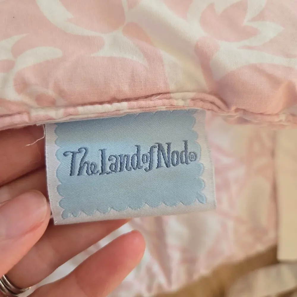Land of nod/ crate and barrel kids Crib Comforter Bedskirt Pink White Set Cotton